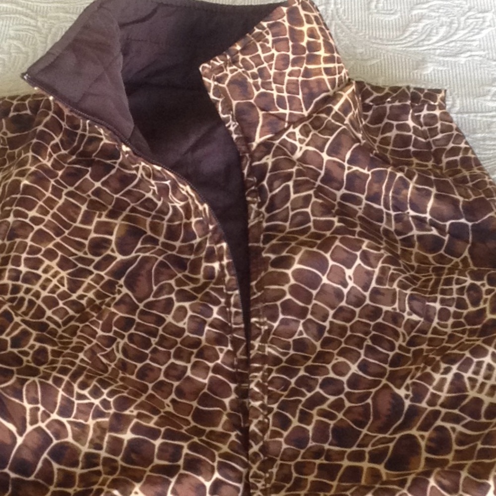 Reversible Brown / Animal print Vest   Size M